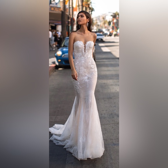 Pronovias Lansbury mermaid wedding dress